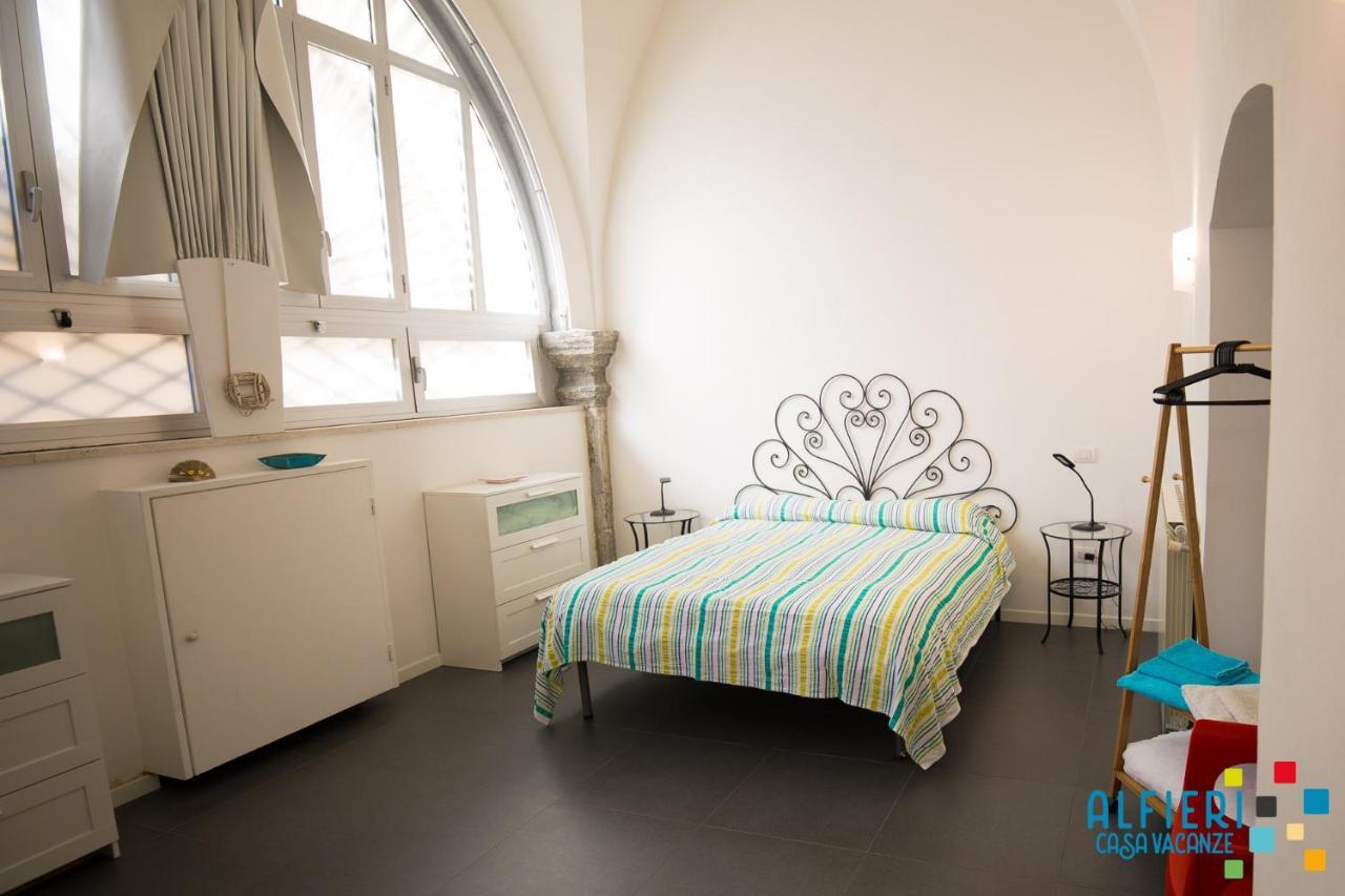 Casa Vacanze Alfieri Napoli Eksteriør billede